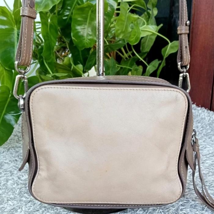 Second - tas branded - Dissona - kulit asli, mulus, ada tag