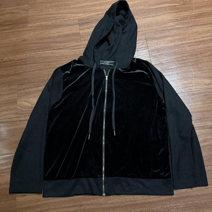 Jaket Hoodie Aiire de Alexis Couture Hitam - Size M