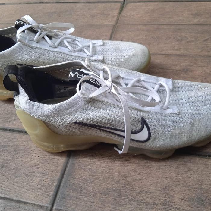 nike vapormax white no. 42 second