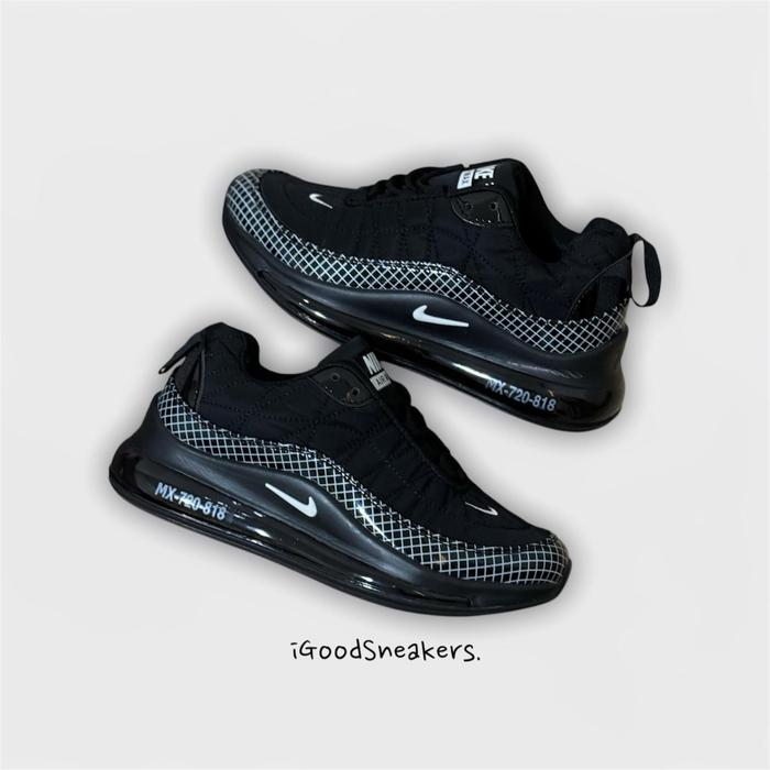 Sepatu Sneakers AIR MAX 720 Black White PRIA
