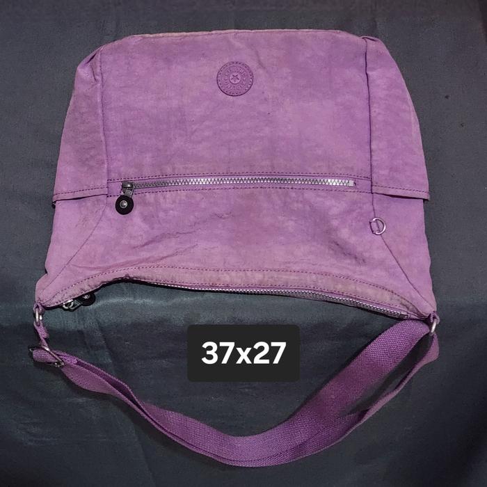 Preloved KIPLING Tas Hobo Selempang 13inch Ungu Muda Lilac 5L 37x27 Ori Auth - Turun Warna
