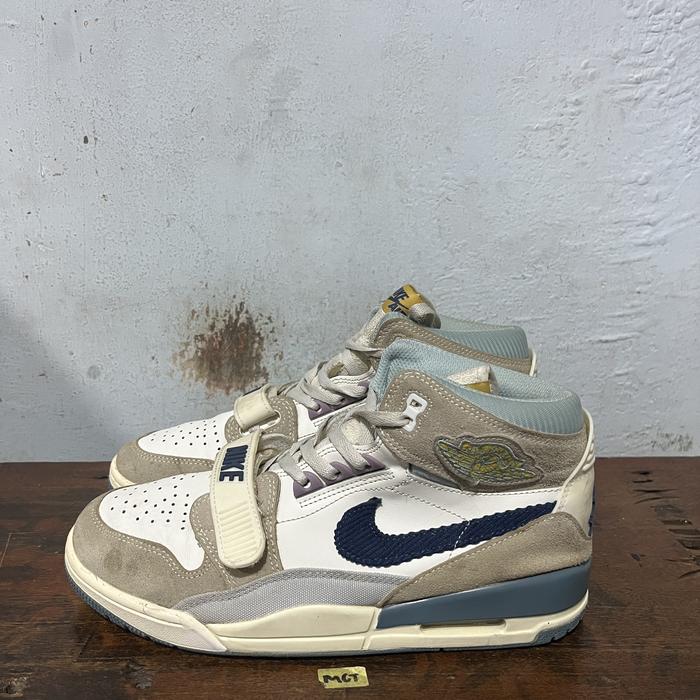 sepatu second ori nike legacy 312 tan blue corduroy size 44