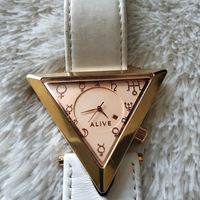 Jam tangan Alive Triangle original