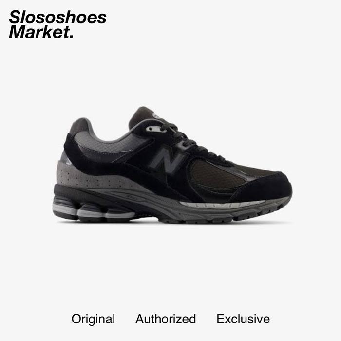 New Balance 2002R - Black Grey
