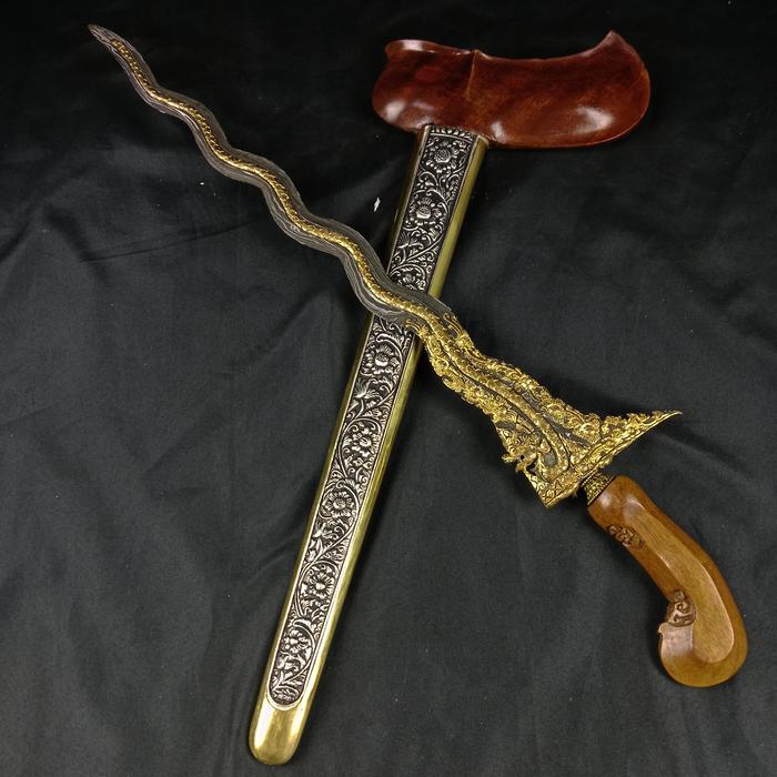 Keris Nogo Sosro Sabuk  Inten luk 11 Kinatah Sepuh Emas kamardikan istimewa