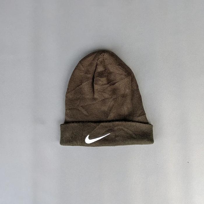Topi Kupluk Beanie Rajut Unisex Pria Wanita NIKE Hitam