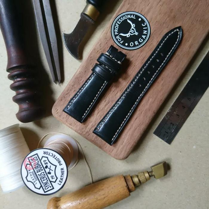 LEATHER STRAP PREMIUM BLACK SYNCERUS BUBALUS