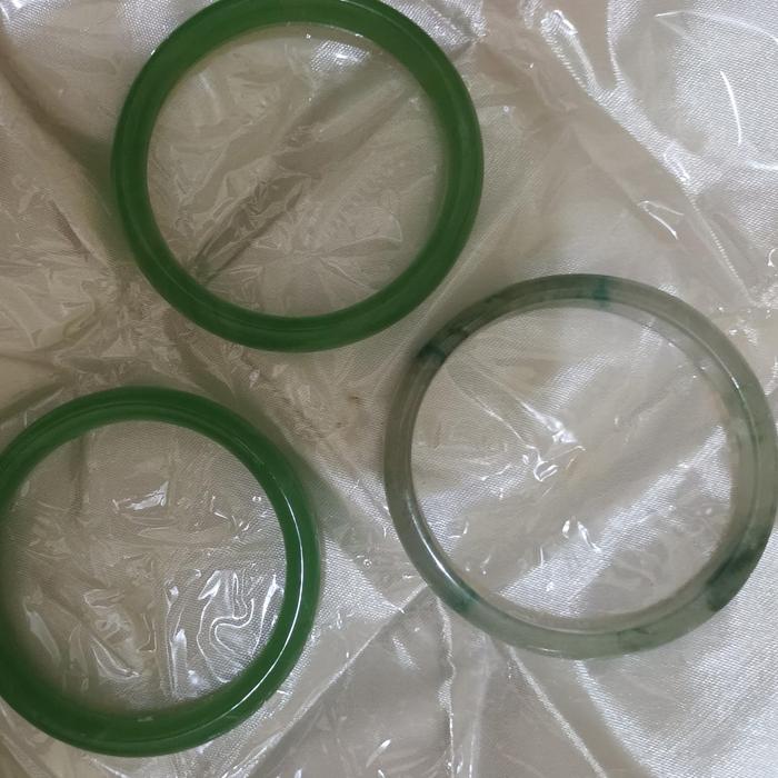 GELANG GIOK HIJAU GELANG GIOK HIJAU KEBIRUAN AKSESORIS GIOK GELANG GIOK WANITA