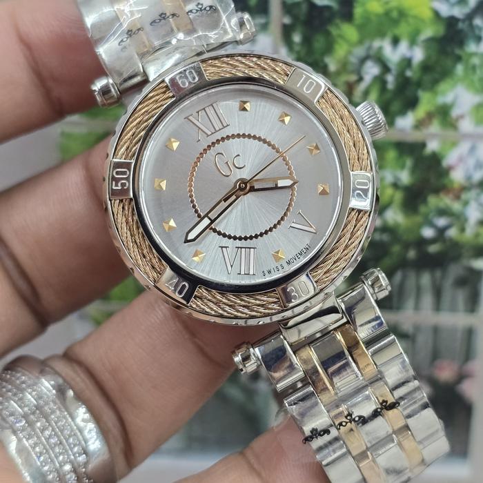 JAM WANITA GC CABLE  / GUESS ROPE LADY WATCH