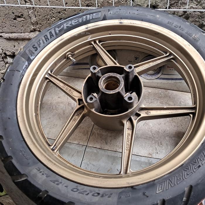 Velg axxio axio assio cb 150 r cb150r old New mega pro megapro racing palang tapak lebar kelengkapan