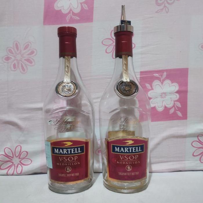 koleksi botol bekas 3L martel meida ilon