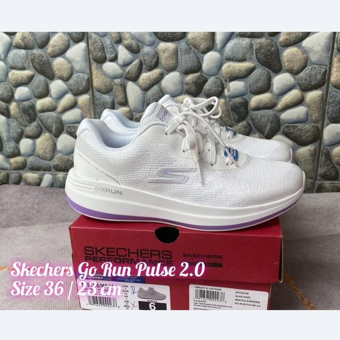 sepatu SKECHERS go run pulse