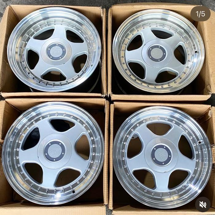 Oz futura r16 lebar 7.5-8.5 new