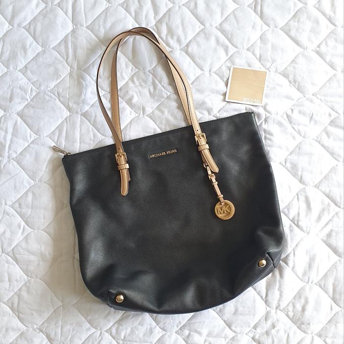Michael Kors black Leather gold tote hand bag original authentic / MK michaelkors asli tas kulit wan