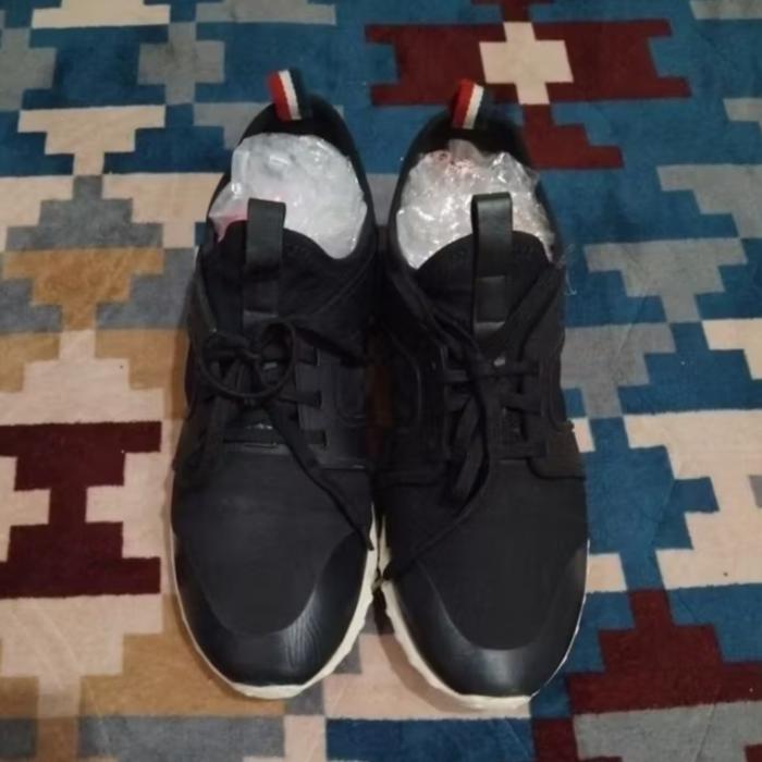 SEPATU M0NCLER BLACK SNEAKERS