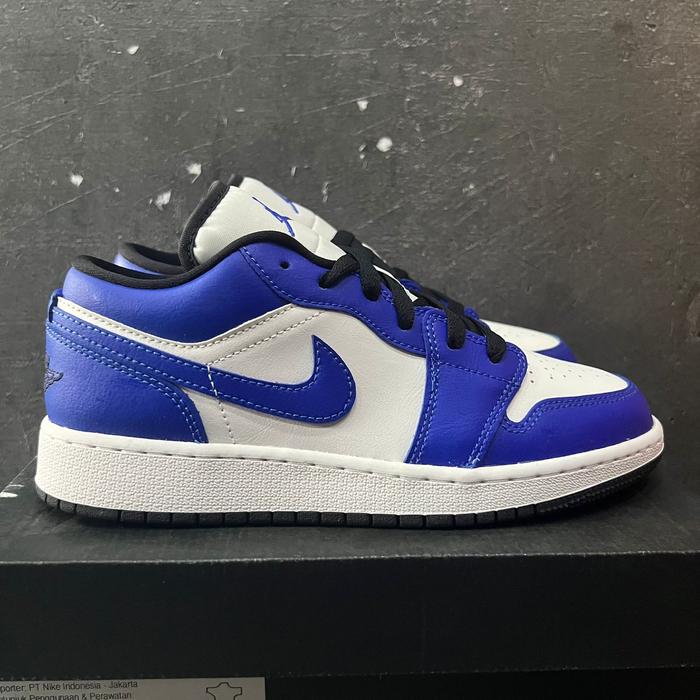 AJ 1 Low Game Royal (ETALASE 5326)