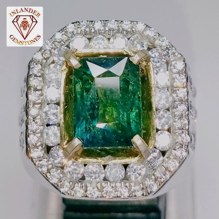 TRI COLOR SAPPHIRE 4,12 CRT