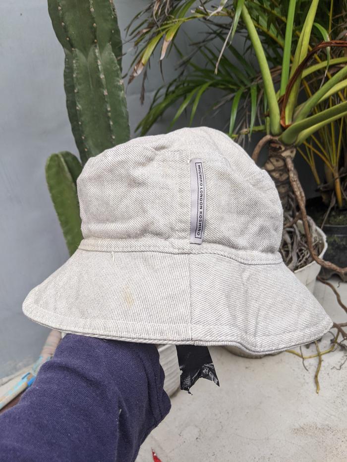 TOPI BUCKET HAT MICHIKO LONDON