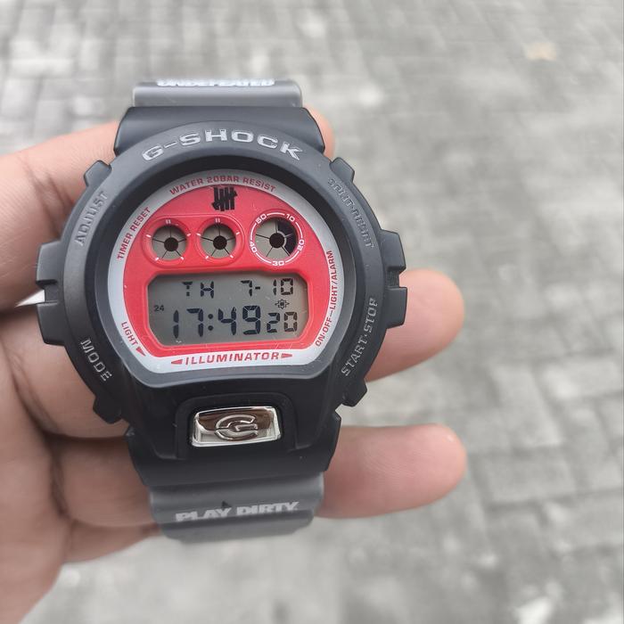 Gshock dw 6900 X Undefeated