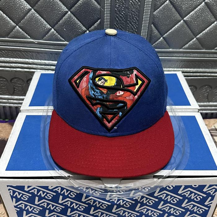 Topi new era x dc comics sumperman Big logo 7/18