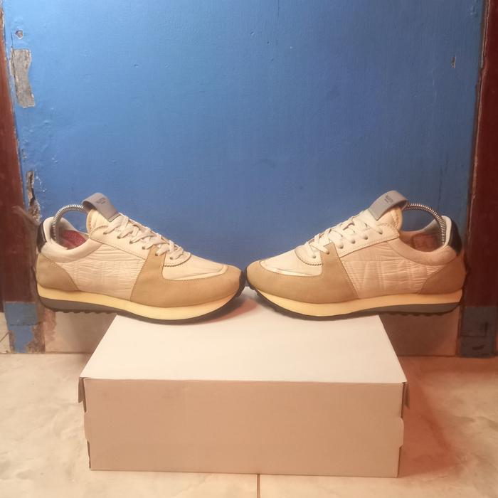 jual cepat murah sepatu valentino VLTN garavani roller trainers rockrunner langka second rasa like n