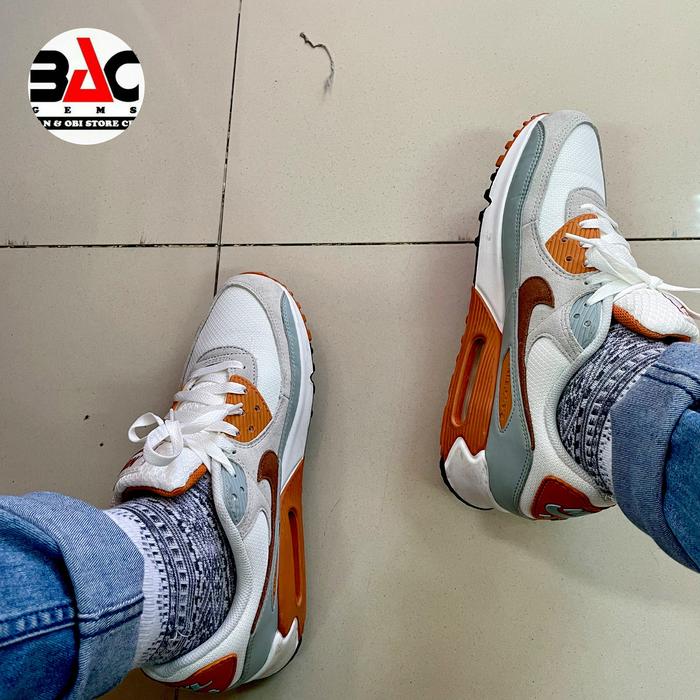 Nike airmax 90 size 45 (preloved)