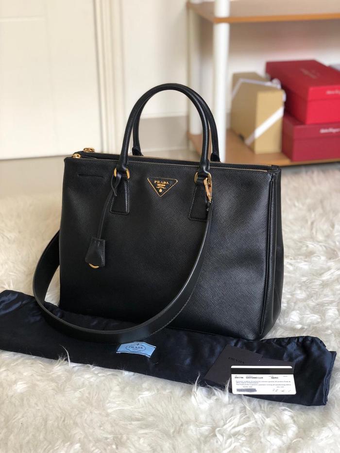 Preloved Prada Saffiano Lux Black