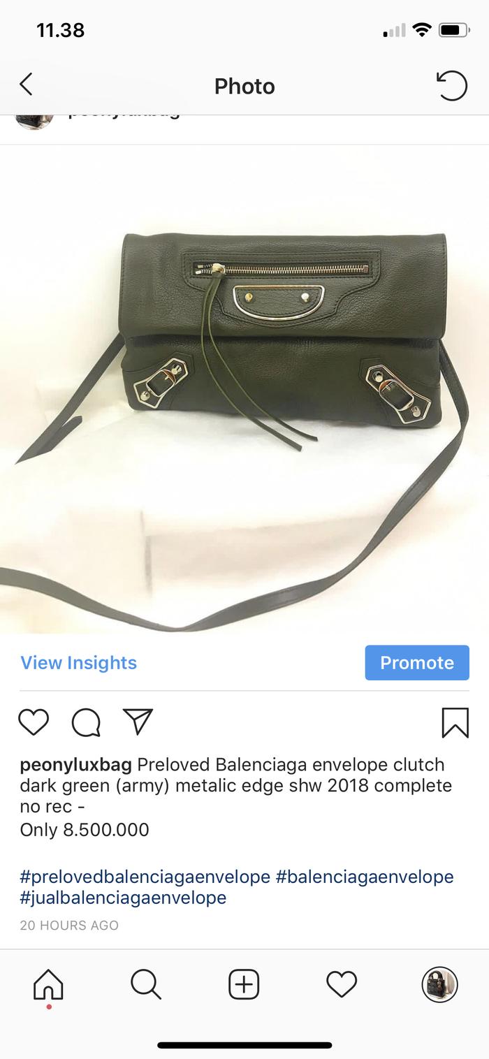 Preloved Balenciaga envelope