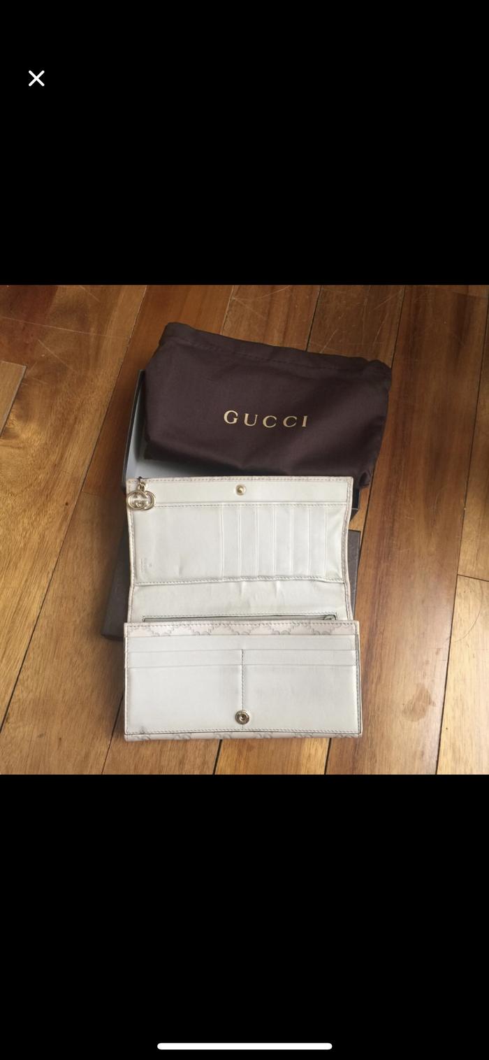 Gucci wallet original preloved