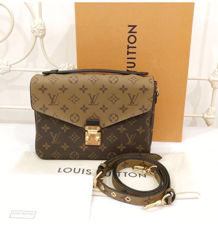Preloved Louis Vuitton Metis Reverse