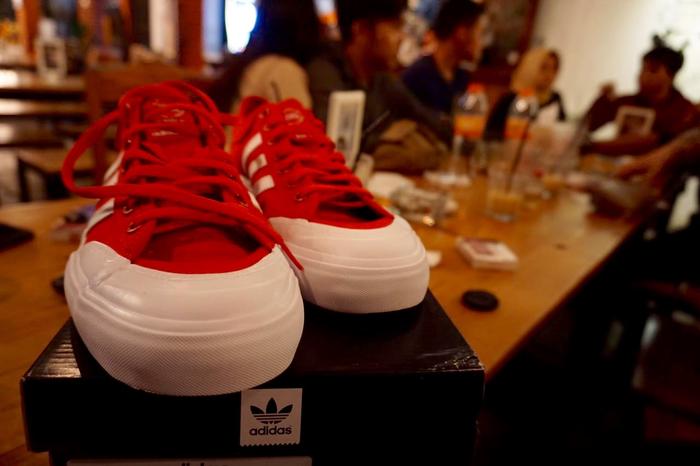 BNIB ADIDAS MATCHCOURT SKATEBOARDING RED