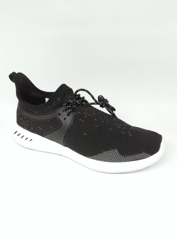 Sepatu running piero original Runaway black white new 2019