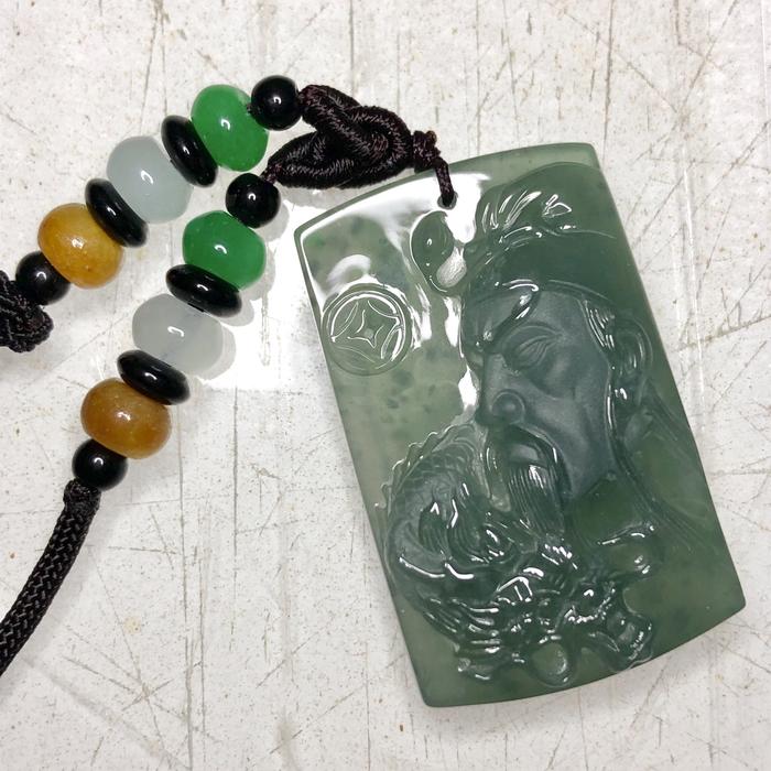 Liontin Jadeite Jade Type A Burmese, KwanKong Carved!