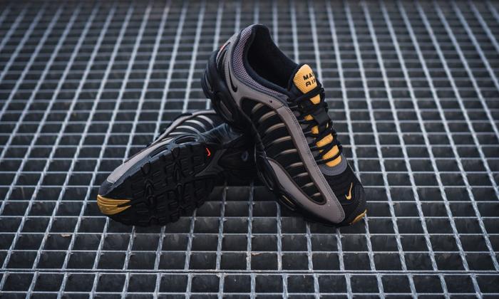 Nike Air Max Tailwind 4 “Black”