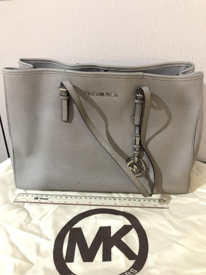 Michael kors tote bag Preloved