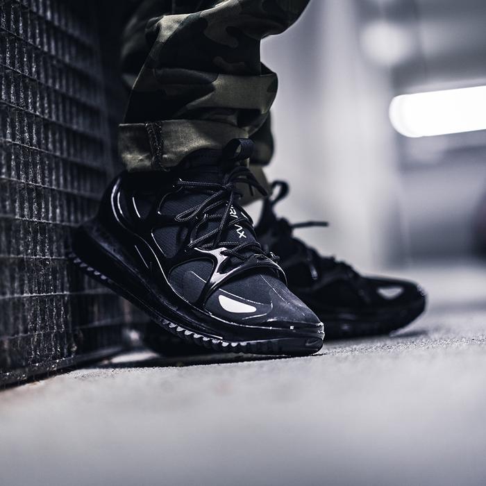 Nike Air Max 720 Horizon “Black”