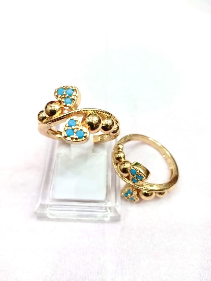 Cincin wanita permata biru model love tarung lais emas