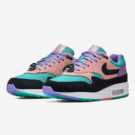 NIKE AIR MAX 1 HAVE A NIKE DAY PACK ORIGINAL