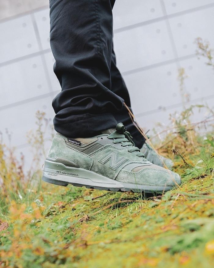 NEW BALANCE M997NAL - MADE IN USA “OLIVE”