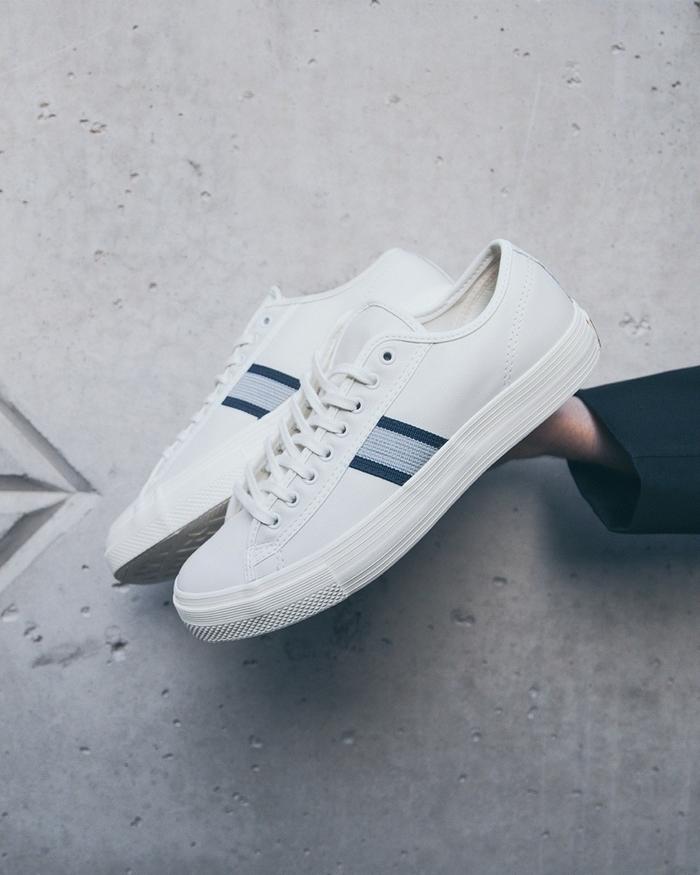 Converse Player Leather OX “Egret/Navy”