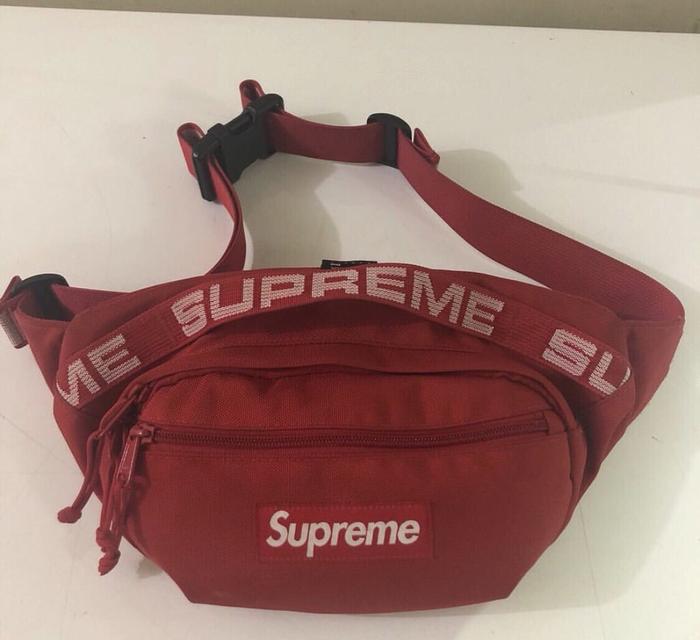 Supreme waistbag SS18 Red