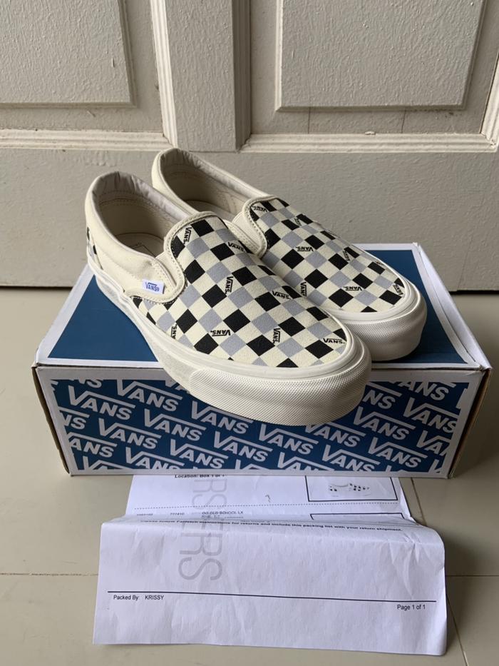 Vans Vault OG slip on logo chekkerboard size 8us / 40,5