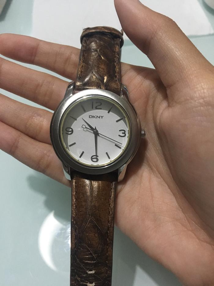 Preloved Jam Tangan DKNY NY-8332