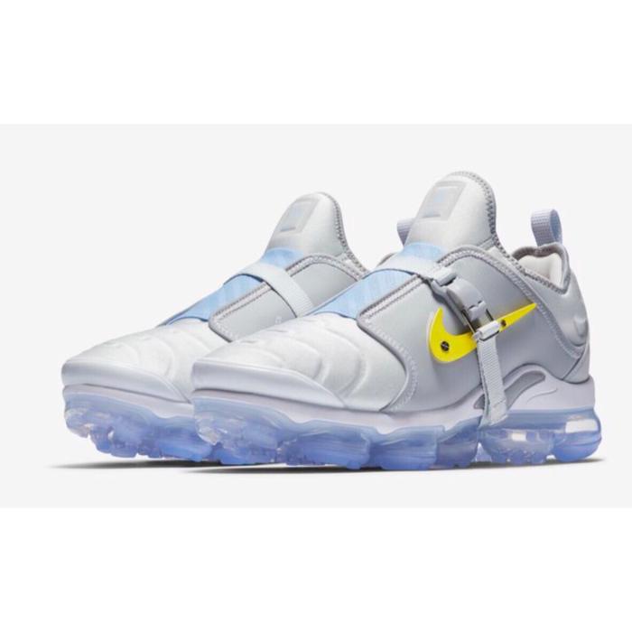 NIKE VAPORMAX PLUS ( new release)