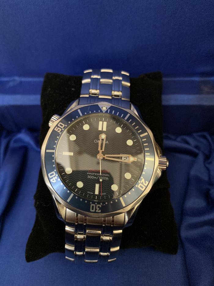 Omega Seamaster quartz 300 m original James Bond