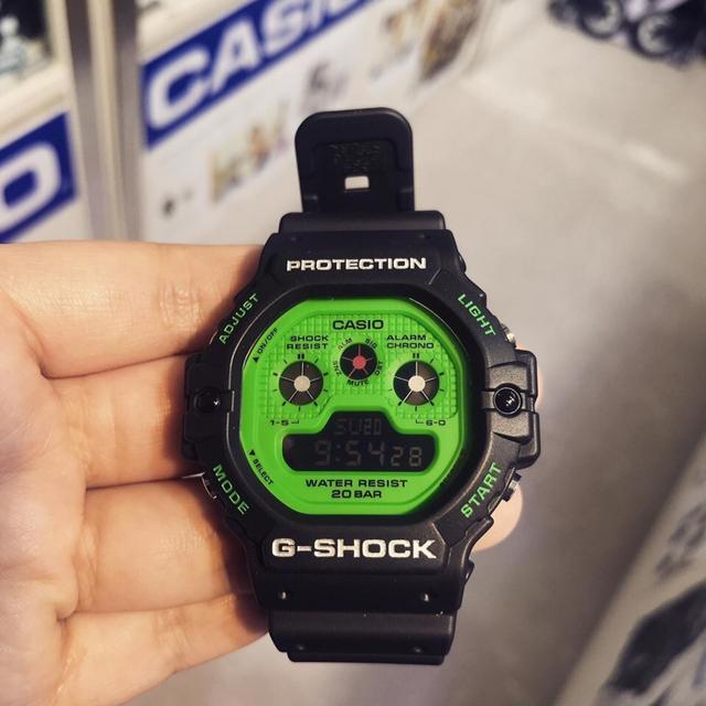 G-Shock DW-5900RS-1DR X Rock Sound DW5900RS