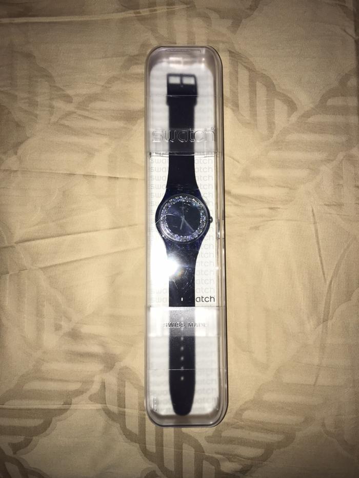 Jam tangan wanita SWATCH - SWISS MADE. Asli original impor NAVY BLUE
