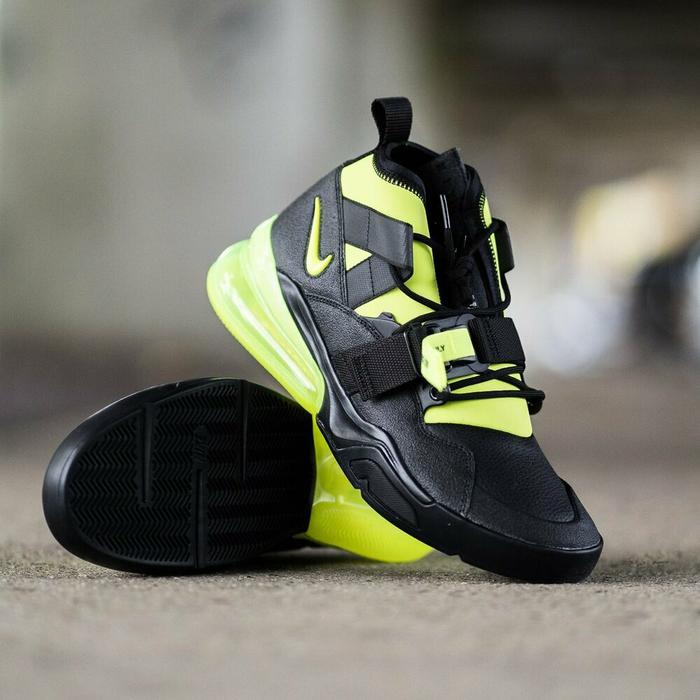 Nike Air Max 270 Utility “Black/Volt”