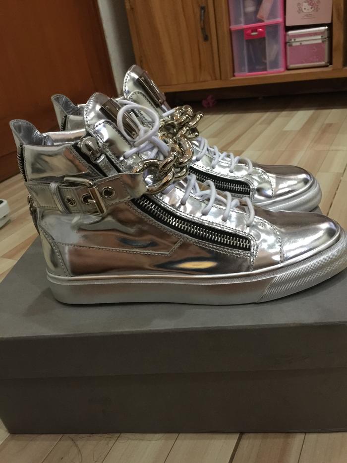 Giuseppe Zanotti Arg Toma