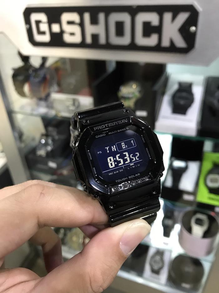 Casio Gshock GW M5610BB-1 Multiband 6 Toughsolar Original
